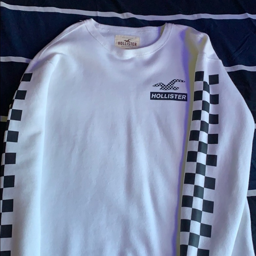 hollister crew neck